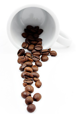 포토 JPG 해외이미지 전통 커피 음료 백그라운드 콩 사람없음 컵 갈색 검은색 어둠 이탈리아 에너지 머그컵 흰색 맛 아침식사 콜롬비아 낟알 아로마 카푸치노 에스프레소 내추럴 고립 아랍어 카페인 해외202004 해외포토 식기 유럽 컬러 컨셉 곡류 식사 남아메리카 파일형식 이미지허브