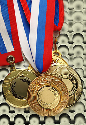 포토 JPG 해외이미지 디자인 리본 스포츠 백그라운드 패턴 성공 표면 추상 사람없음 빨간색 파란색 숫자 우주 금속 공백 거품 회색 흰색 시골 우승 점 원형 상패 트로피 메달 심볼 질감 캔버스 명예 그런지 아마 엮은 필승 해외202004 해외포토 도형 문자 꽃 컬러 컨셉 무늬 재질 최고 상_우승 상_상패 파일형식 이미지허브