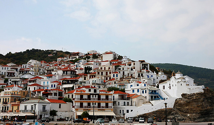 포토 JPG 해외이미지 바다 섬 여행 하늘색 건축양식 자연 하늘 휴가 주택 풍경 사람없음 여름 교회 지중해 그리스 그림 스타일 비용 해외202004 해외포토 계절 건축 유럽 종교건축 건물 경제 파란색 생태계 파일형식 이미지허브