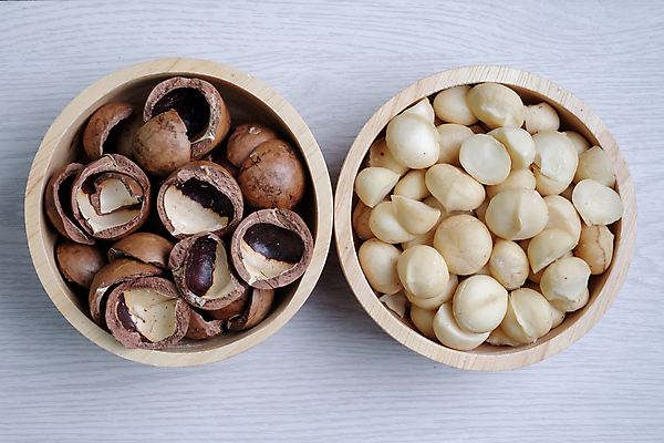 포토 JPG 해외이미지 음식 백그라운드 과일 재료 건강 씨앗 사람없음 목재 갈색 견과류 껍질 흰색 그룹 사발 균열 유기농 내추럴 고립 깨짐 단백질 해외202004 해외포토 나무 식물 웰빙 컬러 컨셉 모션 사기그릇 영양소 파일형식 이미지허브