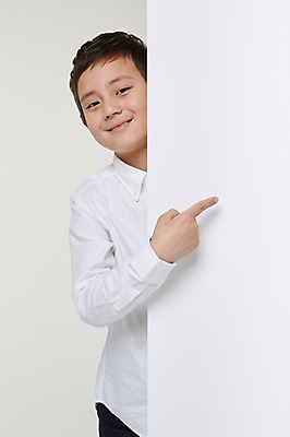 포토 JPG 스튜디오촬영 외국인 해외기획촬영 남자 초등학생 어린이 모션 프레임 실내 한명 미소 사람 동양인 손짓 상반신 앞모습 10대 가리킴 도움 목표 일본인 알림 숨기 2015년일본 남자만 남자한명만 십대만 십대남자만 십대남자한명만 국내포토 1 학생 뷰포인트 컨셉 청소년 표정 인종 내부 파일형식