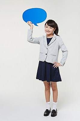 포토 JPG 스튜디오촬영 전신 외국인 해외기획촬영 여자 교복 초등학생 어린이 허리손 말풍선 모션 실내 말하기 대화 한명 서기 미소 들기 사람 동양인 앞모습 10대 도움 목표 일본인 2015년일본 여자만 여자한명만 소녀만 국내포토 1 학생 옷 뷰포인트 포즈 컨셉 청소년 표정 인종 내부 어린이만 파일형식