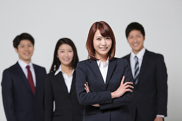 포토 JPG 스튜디오촬영 외국인 해외기획촬영 라이프스타일 여자 남자 비즈니스 모션 함께함 실내 서기 미소 사람 동양인 정장 여러명 상반신 20대 청년 성인 앞모습 아웃포커스 비즈니스라이프 팔짱 직장인 비즈니스맨 비즈니스우먼 일본인 동료 리더 2015년일본 청년만 성인만 팀장 국내포토 직업 옷 뷰포인트 다수 컨셉 관계 촬영기법 표정 인종 내부 생활 파일형식