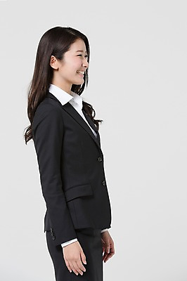 포토 JPG 스튜디오촬영 외국인 해외기획촬영 라이프스타일 응시 여자 비즈니스 모션 실내 한명 서기 미소 사람 동양인 정장 상반신 20대 청년 성인 옆모습 비즈니스라이프 직장인 비즈니스우먼 일본인 2015년일본 여자만 여자한명만 성인여자만 청년만 청년여자만 성인한명만 청년여자한명만 성인여자한명만 성인만 국내포토 직업 1 시선 옷 뷰포인트 표정 인종 내부 생활 파일형식