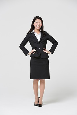 포토 JPG 스튜디오촬영 전신 외국인 해외기획촬영 라이프스타일 여자 허리손 비즈니스 모션 실내 한명 서기 미소 사람 동양인 정장 20대 청년 성인 앞모습 비즈니스라이프 직장인 비즈니스우먼 일본인 2015년일본 여자만 여자한명만 성인여자만 청년만 청년여자만 성인한명만 청년여자한명만 성인여자한명만 성인만 국내포토 직업 1 옷 뷰포인트 포즈 표정 인종 내부 생활 파일형식