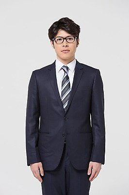 포토 JPG 스튜디오촬영 외국인 해외기획촬영 라이프스타일 남자 안경 비즈니스 모션 실내 한명 서기 사람 동양인 정장 상반신 20대 청년 성인 앞모습 비즈니스라이프 직장인 비즈니스맨 일본인 차렷 2015년일본 남자만 남자한명만 성인남자만 청년만 청년남자만 청년남자한명만 성인한명만 성인남자한명만 성인만 안경낌 국내포토 직업 1 잡화 옷 뷰포인트 포즈 인종 내부 생활 파일형식