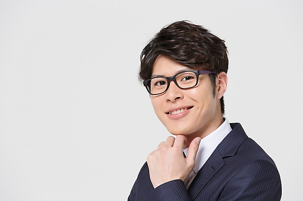 포토 JPG 스튜디오촬영 외국인 해외기획촬영 라이프스타일 남자 안경 비즈니스 모션 실내 한명 서기 미소 사람 동양인 정장 손짓 상반신 20대 청년 성인 옆모습 비즈니스라이프 직장인 비즈니스맨 일본인 2015년일본 남자만 남자한명만 성인남자만 청년만 청년남자만 청년남자한명만 성인한명만 성인남자한명만 성인만 안경낌 국내포토 직업 1 잡화 옷 뷰포인트 표정 인종 내부 생활 파일형식