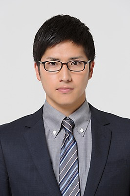 포토 JPG 스튜디오촬영 외국인 해외기획촬영 라이프스타일 남자 안경 비즈니스 모션 실내 한명 서기 사람 동양인 정장 상반신 20대 청년 성인 앞모습 비즈니스라이프 직장인 비즈니스맨 일본인 2015년일본 남자만 남자한명만 성인남자만 청년만 청년남자만 청년남자한명만 성인한명만 성인남자한명만 성인만 안경낌 국내포토 직업 1 잡화 옷 뷰포인트 인종 내부 생활 파일형식