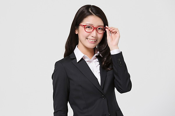 포토 JPG 스튜디오촬영 외국인 해외기획촬영 라이프스타일 여자 안경 비즈니스 모션 실내 한명 서기 미소 사람 동양인 정장 손짓 상반신 20대 청년 성인 앞모습 비즈니스라이프 잡기 직장인 비즈니스우먼 일본인 2015년일본 여자만 여자한명만 성인여자만 청년만 청년여자만 성인한명만 청년여자한명만 성인여자한명만 성인만 안경낌 국내포토 직업 1 잡화 옷 뷰포인트 표정 인종 내부 생활 파일형식