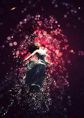 JPG 편집이미지 드레스 여자 포즈 한명 사람 동양인 성인 한국인 춤 화려 우아함 디지털합성 역동적 보케 특별함 디지털아트 다이나믹 여자만 여자한명만 성인여자만 성인만 편집실사 1 옷 컨셉 문화예술 인종 CG 파일형식