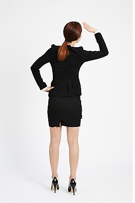 포토 JPG 스튜디오촬영 전신 우먼라이프 라이프스타일 여자 허리손 비즈니스 모션 실내 한명 서기 사람 동양인 정장 손짓 20대 성인 뒷모습 한국인 비즈니스우먼 찾기 여자만 여자한명만 성인여자만 청년만 청년여자만 성인한명만 청년여자한명만 성인여자한명만 성인만 국내포토 1 옷 뷰포인트 포즈 인종 청년 내부 생활 직장인 파일형식