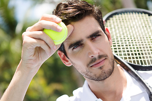 포토 JPG 주간 서양인 외국인 백인 해외기획촬영 라이프스타일 응시 남자 스포츠 맨라이프 공 모션 태국 운동선수 한명 서기 들기 사람 상반신 20대 성인 야외 앞모습 운동복 운동 경기장 테니스 라켓 테니스라켓 2015년태국 남자만 남자한명만 성인남자만 청년만 청년남자만 청년남자한명만 성인한명만 성인남자한명만 성인만 국내포토 자연요소 1 시선 옷 아시아 스포츠용품 뷰포인트 스포츠시설 건강 인종 청년 생활 구기 파일형식