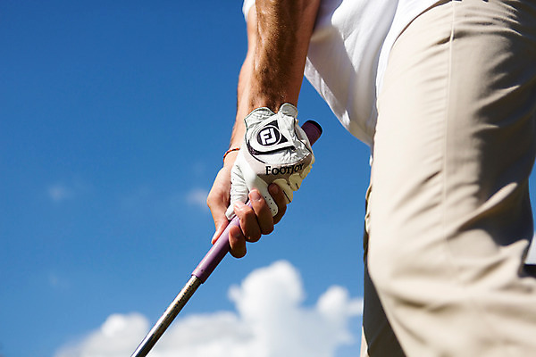 포토 JPG 주간 서양인 외국인 백인 구름 해외기획촬영 라이프스타일 남자 스포츠 맨라이프 골프 모션 하늘 한명 서기 들기 사람 20대 성인 야외 옆모습 운동 골프채 하반신 골프장갑 2015년태국 남자만 남자한명만 성인남자만 청년만 청년남자만 청년남자한명만 성인한명만 성인남자한명만 성인만 국내포토 자연요소 1 뷰포인트 장갑 골프용품 건강 인종 청년 생활 구기 파일형식