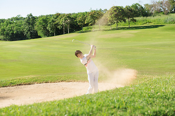 포토 JPG 주간 나무 식물 해외기획촬영 라이프스타일 남자 스포츠 맨라이프 골프 모션 골프장 태국 필드 한명 서기 들기 사람 동양인 잔디 상반신 20대 성인 야외 앞모습 운동 골프채 한국인 치기 2015년태국 남자만 남자한명만 성인남자만 청년만 청년남자만 청년남자한명만 성인한명만 성인남자한명만 성인만 국내포토 자연요소 1 아시아 뷰포인트 스포츠시설 골프용품 건강 인종 청년 생활 구기 파일형식