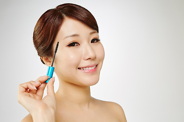 포토 JPG 스튜디오촬영 외국인 해외기획촬영 우먼라이프 라이프스타일 여자 모션 실내 한명 서기 미소 들기 사람 동양인 상반신 성인 앞모습 30대 화장 뷰티 화장품 매끈함 일본인 순수 마스카라 청순 2015년일본 여자만 여자한명만 성인여자만 성인한명만 성인여자한명만 장년만 장년여자만 장년여자한명만 성인만 국내포토 1 뷰포인트 컨셉 표정 인종 내부 생활 장년 감각 파일형식