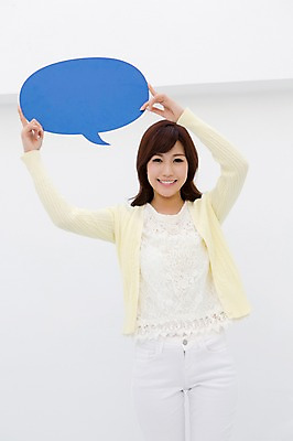 포토 JPG 스튜디오촬영 외국인 해외기획촬영 우먼라이프 라이프스타일 배너 여자 말풍선 모션 프레임 실내 한명 서기 미소 들기 사람 동양인 상반신 성인 앞모습 30대 일본인 알림 2015년일본 여자만 여자한명만 성인여자만 성인한명만 성인여자한명만 장년만 장년여자만 장년여자한명만 성인만 국내포토 1 뷰포인트 표정 인종 내부 생활 장년 파일형식