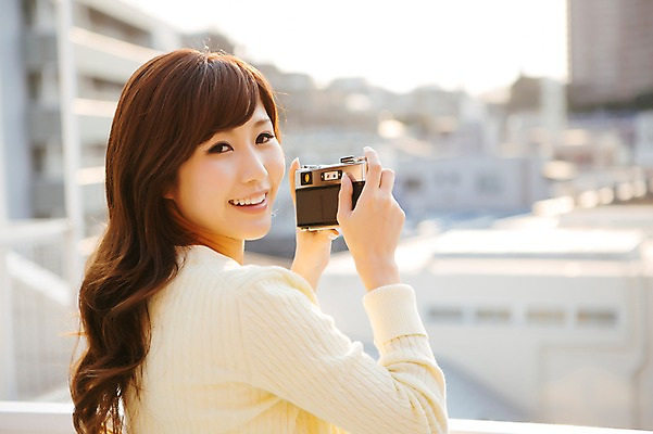 포토 JPG 주간 외국인 해외기획촬영 우먼라이프 라이프스타일 여자 여유 모션 한명 서기 들기 사람 동양인 풍경 상반신 성인 취미 야외 뒷모습 30대 카메라 사진촬영 뒤돌아보기 일본인 상쾌 기념사진 찍기 2015년일본 여자만 여자한명만 성인여자만 성인한명만 성인여자한명만 장년만 장년여자만 장년여자한명만 성인만 국내포토 자연요소 1 감정 뷰포인트 인종 생활 장년 전자제품 촬영 파일형식