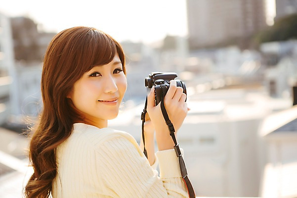 포토 JPG 주간 외국인 해외기획촬영 우먼라이프 라이프스타일 여자 여유 모션 한명 서기 들기 사람 동양인 풍경 상반신 성인 취미 야외 뒷모습 30대 카메라 사진촬영 뒤돌아보기 일본인 상쾌 기념사진 찍기 2015년일본 여자만 여자한명만 성인여자만 성인한명만 성인여자한명만 장년만 장년여자만 장년여자한명만 성인만 국내포토 자연요소 1 감정 뷰포인트 인종 생활 장년 전자제품 촬영 파일형식