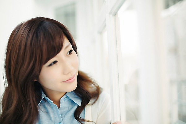 포토 JPG 스튜디오촬영 외국인 해외기획촬영 우먼라이프 라이프스타일 응시 여자 여유 모션 휴식 실내 한명 서기 미소 사람 동양인 상반신 성인 앞모습 30대 자유 일본인 창가 2015년일본 여자만 여자한명만 성인여자만 성인한명만 성인여자한명만 장년만 장년여자만 장년여자한명만 성인만 국내포토 1 시선 감정 뷰포인트 컨셉 창문 표정 인종 내부 생활 장년 파일형식
