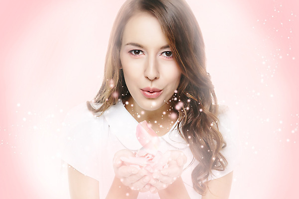 JPG 서양인 외국인 편집이미지 여자 한명 사람 상반신 성인 화장 뷰티 화려 우아함 디지털합성 특별함 디지털아트 여자만 여자한명만 성인여자만 성인만 편집실사 1 컨셉 인종 CG 파일형식