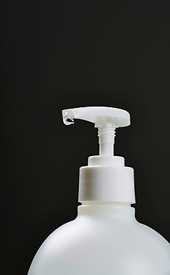 포토 JPG 스튜디오촬영 검은배경 건강 사람없음 청결 위생 세정제 위생관리 손세정제 핸드워시 국내포토 백그라운드 실내 관리 위생용품 검은색 파일형식