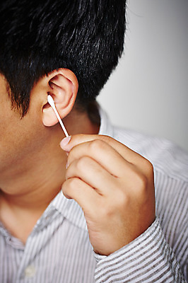 포토 JPG 스튜디오촬영 남자 건강 한명 사람 동양인 성인 청결 한국인 위생 면봉 위생관리 남자만 남자한명만 성인남자만 성인만 국내포토 1 실내 관리 인종 파일형식