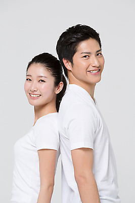 포토 JPG 스튜디오촬영 외국인 해외기획촬영 라이프스타일 커플 여자 남자 커플라이프 모션 함께함 실내 사랑 서기 미소 사람 동양인 상반신 20대 성인 두명 옆모습 다정 등맞대기 일본인 2015년일본 청년만 성인만 국내포토 감정 뷰포인트 컨셉 관계 표정 인종 청년 내부 생활 파일형식