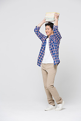 포토 JPG 스튜디오촬영 전신 외국인 해외기획촬영 라이프스타일 응시 남자 대학생 모션 대학생라이프 실내 한명 서기 들기 사람 동양인 20대 성인 옆모습 책 일본인 2015년일본 남자만 남자한명만 성인남자만 청년만 청년남자만 청년남자한명만 성인한명만 성인남자한명만 성인만 국내포토 1 학생 시선 뷰포인트 인종 청년 내부 생활 파일형식