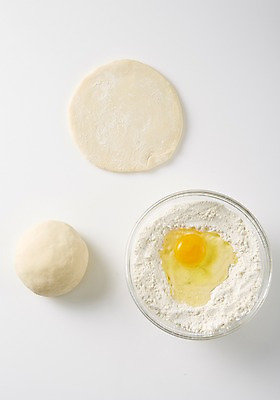 포토 JPG 스튜디오촬영 음식 식재료 실내 사람없음 계란 반죽 밀가루 레시피 국내포토 내부 알 가루 파일형식