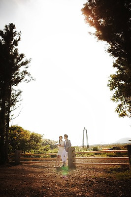 포토 JPG 주간 전신 나무 식물 라이프스타일 드레스 원피스 여자 남자 행복 신부 신랑 결혼 신혼부부 모션 휴식 한국 함께함 사랑 사람 앉기 동양인 정장 성인 야외 두명 앞모습 30대 울타리 제주도 기댐 한국인 웨딩라이프 장년만 성인만 국내포토 자연요소 부부 옷 감정 아시아 뷰포인트 컨셉 인종 이벤트 생활 장년 담장 신혼 파일형식