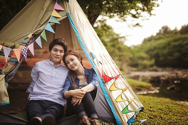 포토 JPG 주간 라이프스타일 커플 여자 남자 여유 커플라이프 데이트 모션 자연 한국 텐트 미소 사람 앉기 동양인 상반신 성인 야외 두명 앞모습 30대 제주도 기댐 캠핑 한국인 장년만 성인만 국내포토 자연요소 감정 아시아 뷰포인트 관계 레저 표정 캠핑도구 인종 생활 장년 생태계 파일형식