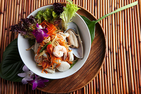 포토 JPG 해외이미지 전통 접시 문화 음식 토마토 채소 태국 새우 건강 육류 요리 동양인 사람없음 초록색 컬러풀 식당 식사 저녁식사 당근 샐러드 신선 고명 우아함 상추 강의 먹기 해산물 오징어 국수 홍합 동쪽 점심식사 무생채 이국적 입가심 파파야 해외202004 해외포토 식기 아시아 컬러 컨셉 식재료 모션 어패류 연체동물 뿌리채소 갑각류 인종 상점 수중동물 면류 방향 열대과일 파일형식 이미지허브