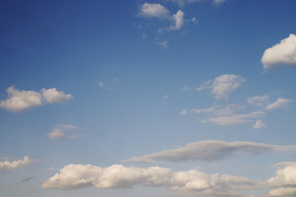 포토 JPG 해외이미지 구름 백그라운드 하늘 사람없음 파란색 질감 해외202004 해외포토 자연요소 컬러 파일형식 이미지허브