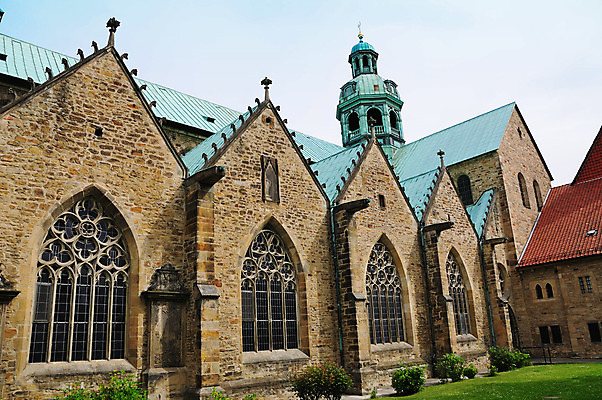 포토 JPG 해외이미지 유럽 여행 건축양식 독일 풍경 사람없음 건물 성당 교회 세계문화유산 중세 구시가지 로마네스크 해외202004 해외포토 건축물 건축 나라 종교건축 문화재 역사 파일형식 이미지허브