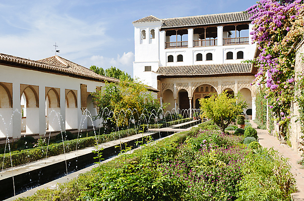 포토 JPG 해외이미지 나무 공원 꽃 유럽 자연 사람없음 건물 초록색 물 울타리 정원 궁전 흰색 스페인 재산 당구 관목 분수 아치 그라나다 스페인어 아랍어 안달루시아 해외202004 해외포토 자연요소 식물 건축물 공공시설 나라 컬러 고건축 금융 담장 구기 생태계 파일형식 이미지허브