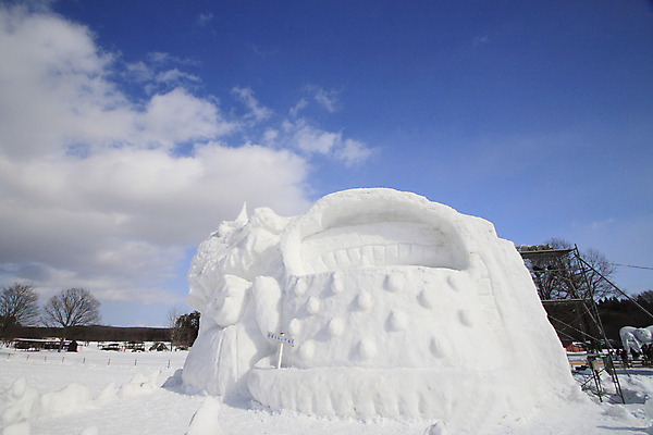 포토 JPG 해외이미지 계절 아시아 조각 겨울 하늘 사람없음 조각상 일본 얼음 추위 야간 해외202004 해외포토 자연요소 나라 조형물 파일형식 이미지허브