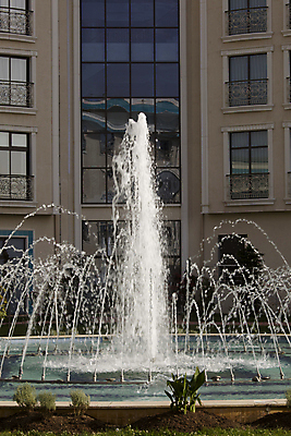 포토 JPG 해외이미지 나무 식물 디자인 외관 꽃 유럽 여행 건축양식 창문 하늘 호텔 휴가 휴식 주택 미술 사람없음 야외 건물 노란색 계단 무대 도시 재산 고급 지중해 빌라 맨션 명상 분수 시골집 휴양지 타운 해외202004 해외포토 건축물 건축 나라 바다 컬러 컨셉 숙소 문화예술 금융 장소 파일형식 이미지허브