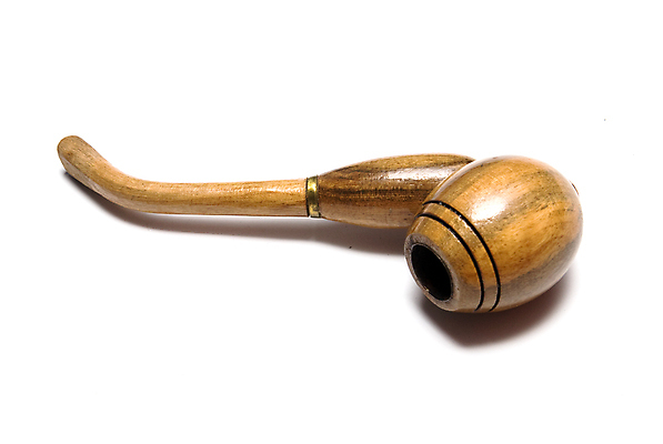 포토 JPG 해외이미지 전통 곡선 흡연 담배 사람없음 목재 골동품 클래식 오브젝트 싱글 기념품 해외202004 해외포토 나무 선 컨셉 재료 파일형식 이미지허브