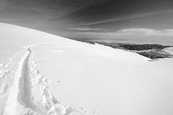 포토 JPG 해외이미지 계절 겨울 자연 스키 산 파노라마 풍경 사람없음 야외 계곡 얼음 이탈리아 추위 자유 탐험 흰색 황무지 고독 익스트림스포츠 순수 빙하 서리 노력 산봉우리 산기슭 무한 염원 웅장함 크로스컨트리 산맥 해외202004 해외포토 자연요소 감정 유럽 스포츠 컬러 컨셉 겨울스포츠 촬영기법 생태계 봉우리 파일형식 이미지허브