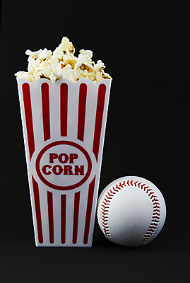 포토 JPG 해외이미지 스포츠 검은배경 사람없음 빨간색 여름 봄 야구 게임 흰색 신선 맛 컨테이너 팝콘 단절 해외202004 해외포토 계절 산업 컬러 백그라운드 컨셉 놀이 구기 검은색 파일형식 이미지허브