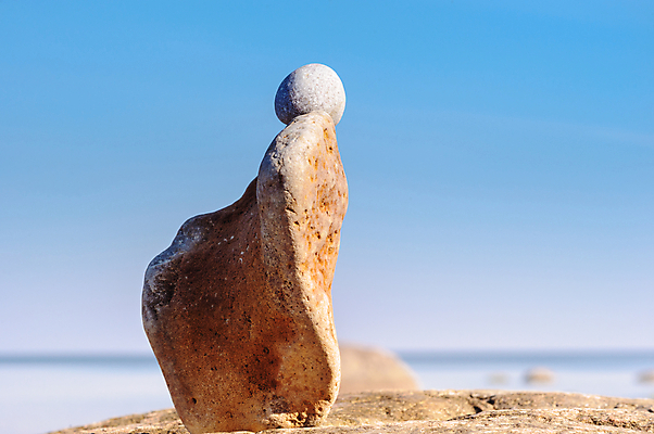 포토 JPG 해외이미지 선 컨셉 자연 해변 사람없음 세로 쌓기 스파 화목 조약돌 구부린 정상 작음 균형 명상 질감 흙더미 완벽 평등 평형 해외202004 해외포토 바다 모션 수영 흙 돌_바위 크기 생태계 파일형식 더미 이미지허브