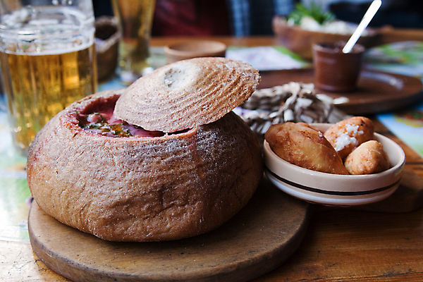 포토 JPG 해외이미지 빵 사람없음 저녁식사 맛 수프 몸무게 칼로리 점심식사 우크라이나 회복 해외202004 해외포토 유럽 음식 컨셉 식사 파일형식 이미지허브