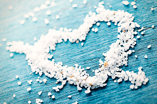 포토 JPG 해외이미지 모양 디자인 행복 사랑 경사 사람없음 목재 파란색 노란색 기쁨 흰색 하트 질감 보케 소금 효과 해외202004 해외포토 나무 감정 컬러 재료 파일형식 이미지허브