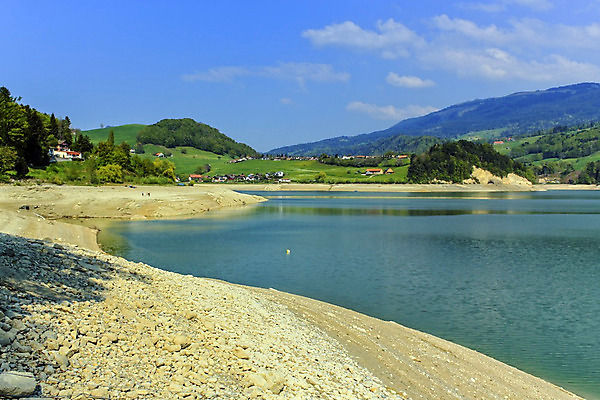 포토 JPG 해외이미지 유럽 호수 여행 자연 하늘 산 건조 풍경 사람없음 야외 초록색 물 파란색 스위스 내추럴 해외202004 해외포토 자연요소 나라 컬러 생태계 파일형식 이미지허브