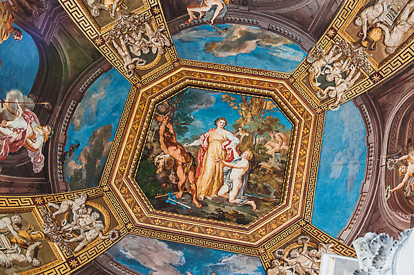 포토 JPG 해외이미지 유럽 종교 문화 건축양식 창문 천사 미술 사람없음 빛 이탈리아 광선 원형 로마 천장 그림 박물관 웅장함 해외202004 사도궁 해외포토 도형 건축 나라 문화예술 궁전 바티칸 파일형식 이미지허브