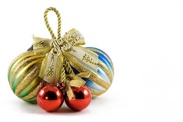 포토 JPG 해외이미지 계절 리본 크리스마스 2 겨울 휴가 새해 기념 매달리기 선물 사람없음 장식 빨간색 빛 장난감 반사 노란색 금속 축제 줄무늬 장식볼 축하 원형 황금 코드 12월 오브젝트 활 흰배경 추수감사절 고립 여의주 카피스페이스 해외202004 해외포토 도형 기념일 기독교 컬러 백그라운드 컨셉 무늬 모션 재질 공백 흰색 날짜 파일형식 이미지허브