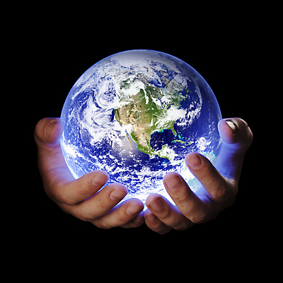 포토 JPG 해외이미지 손 지구 컨셉 공 손가락 미래 관리 사람없음 파란색 빛 세계 글로벌 지구본 환경 행성 잡기 원형 오브젝트 문학 조심 광 여의주 해외202004 해외포토 도형 컬러 모션 신체부위 우주 파일형식 이미지허브