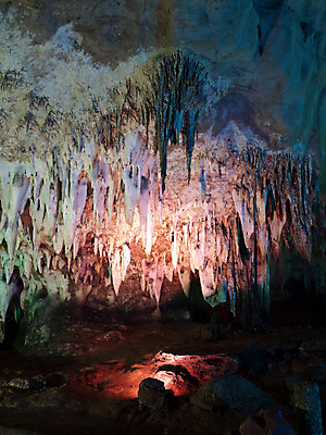 포토 JPG 해외이미지 모양 아시아 벽 여행 상상 태국 자연 추상 실내 창조 동양인 사람없음 내부 장식 빛 쓰레기통 동굴 땅 묘사 지하 빛망울 내추럴 깊이 루트 생태학 석회암 웅장함 종유석 지질학 가상 해외202004 해외포토 교육 나라 무늬 인종 암석 생태계 파일형식 이미지허브