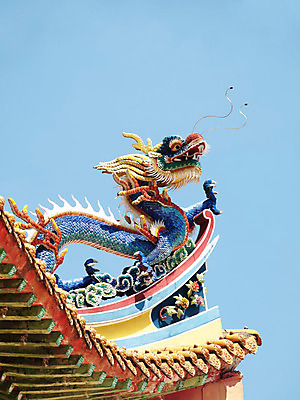 포토 JPG 해외이미지 아시아 종교 불교 건축양식 지붕 동양인 사람없음 조각상 중국 용 사찰 심볼 말레이시아 숭배 신앙심 해외202004 해외포토 건축 나라 종교건축 인종 조형물 파일형식 이미지허브