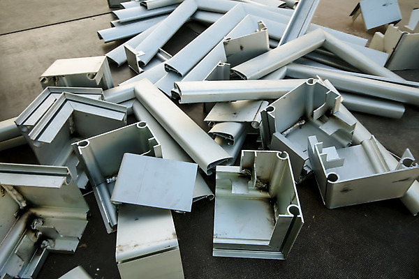 포토 JPG 해외이미지 산업 공장 사람없음 금속 장비 업무 작업실 수리 제조 은색 폐기물 주식 철 창고 오브젝트 목공예 고정 수납 정비공 공학 철강 하드웨어 해외202004 해외포토 교육 컬러 공업 재질 금융 컴퓨터 작업 기술자 쓰레기 공예 파일형식 이미지허브